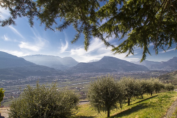 Langs Adige-elven til Castelpietra
