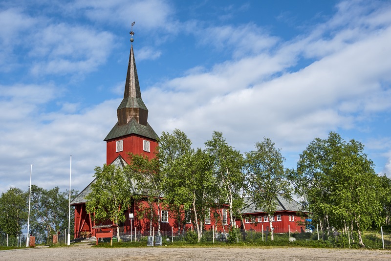 Karasjok  Kautokeino. 128 km, Kautokeino Alta (140 km)