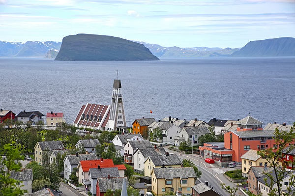 Havner: Mehamn - Kjllefjord - Honningsvg - Havysund - Hammerfest - ksfjord - Skjervy - Troms